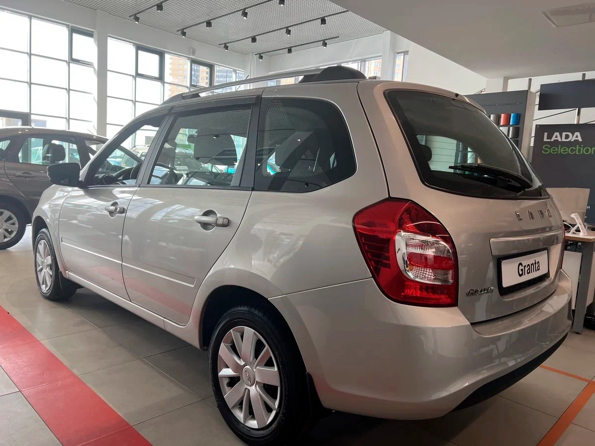 Lada Granta Универсал в Самара - фото №2